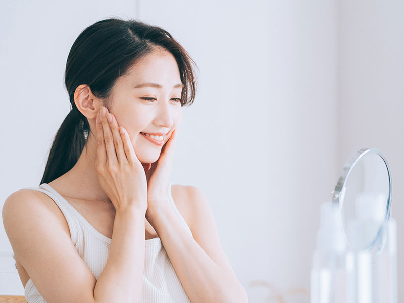 フェイシャル の施術風景2